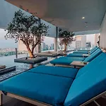 Stunning 1Bhk In Prime Location 5 Star Amenities