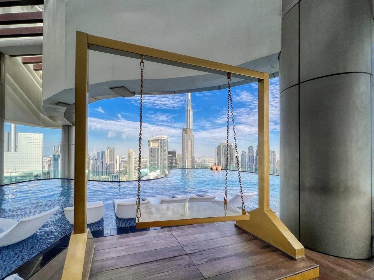 Stunning 1bhk In Prime Location 5 Star Amenities Apartment Dubai